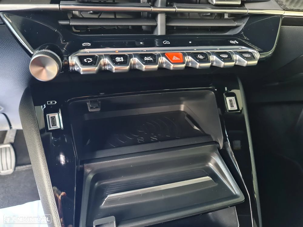 Peugeot 2008 1.2 PureTech Allure Pack - 34