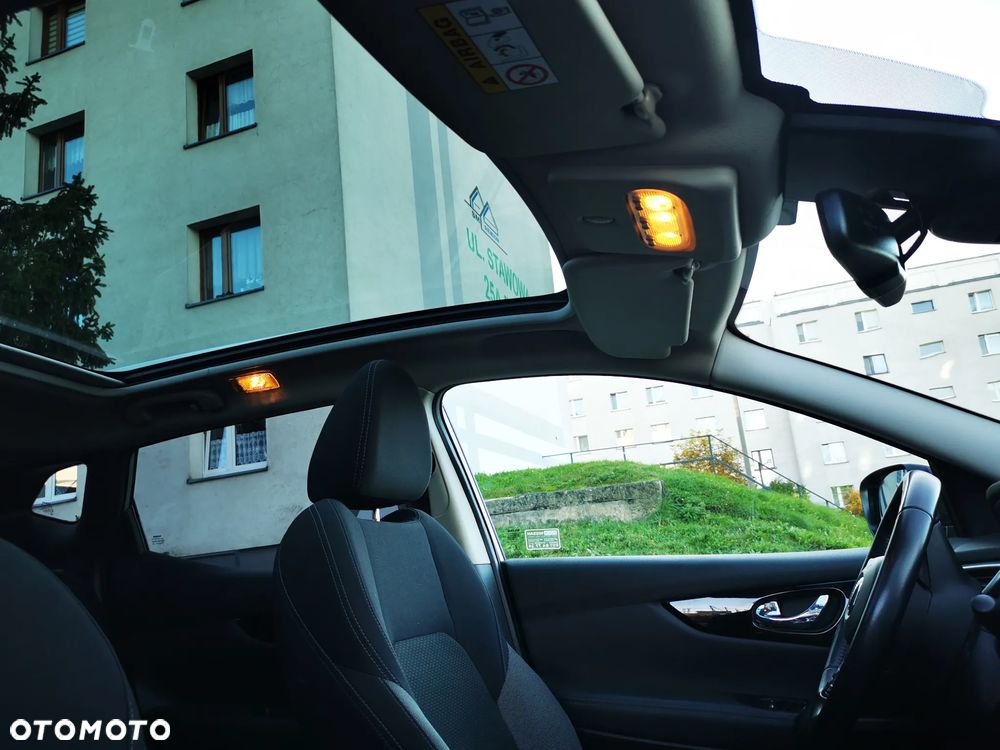 Nissan Qashqai 1.3 DIG-T N-CONNECTA - 16