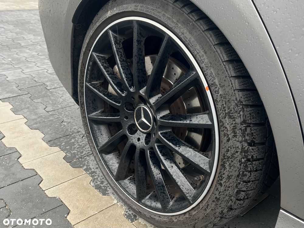 Mercedes-Benz CLA AMG 35 4-Matic 7G-DCT - 18