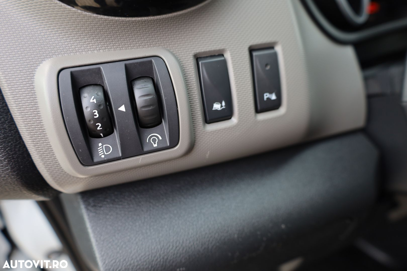 Renault Trafic - 18