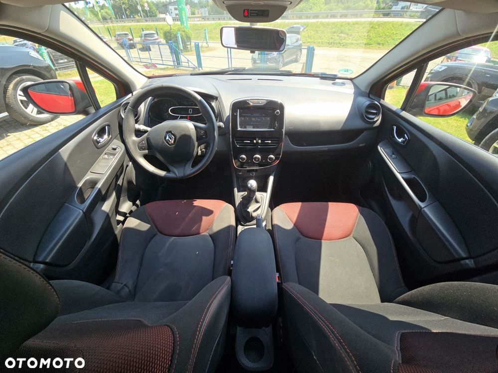 Renault Clio - 11