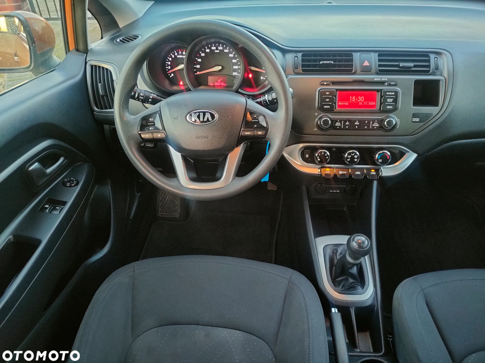 Kia Rio 1.2 Attract - 8