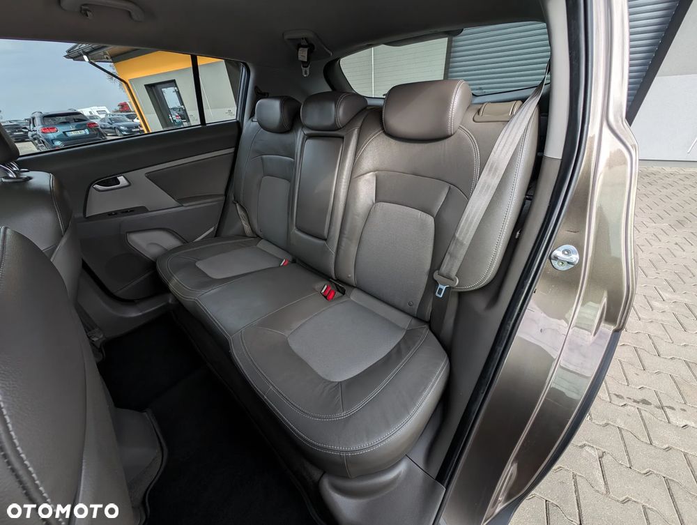 Kia Sportage 1.6 GDI Business Line L 2WD - 38