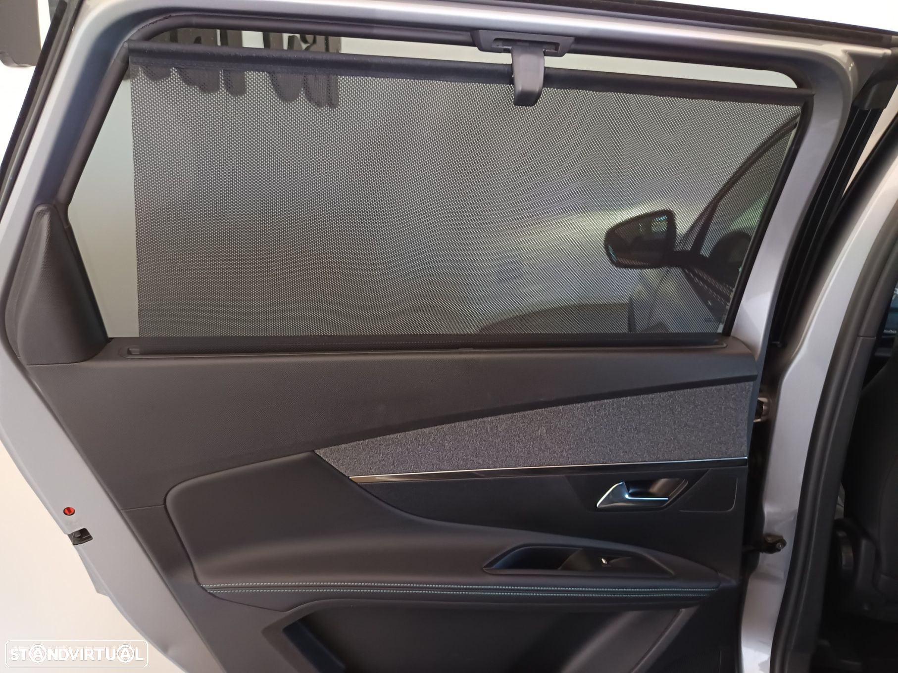 Peugeot 5008 1.5 BlueHDi Allure Pack EAT8 - 38