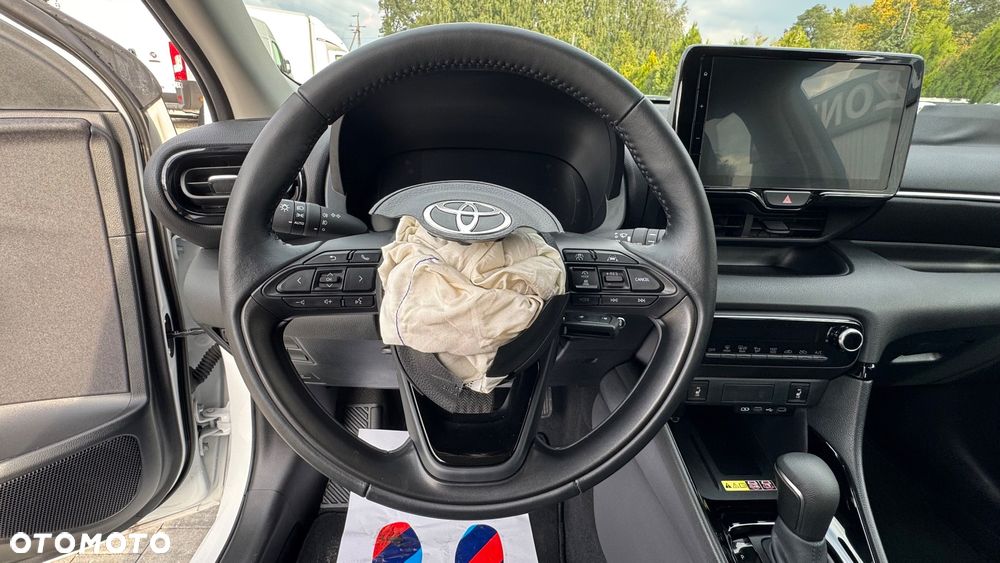 Toyota Yaris Hybrid 1.5 Style - 23
