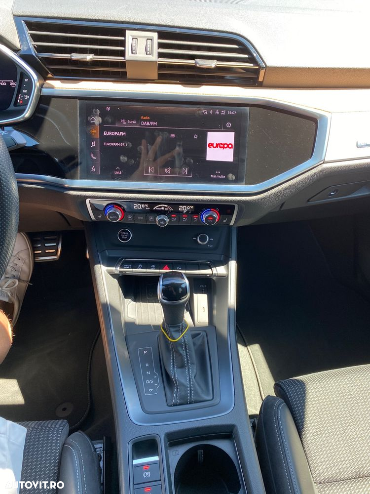 Audi Q3 Sportback 2.0 40 TDI quattro S tronic S Line - 23