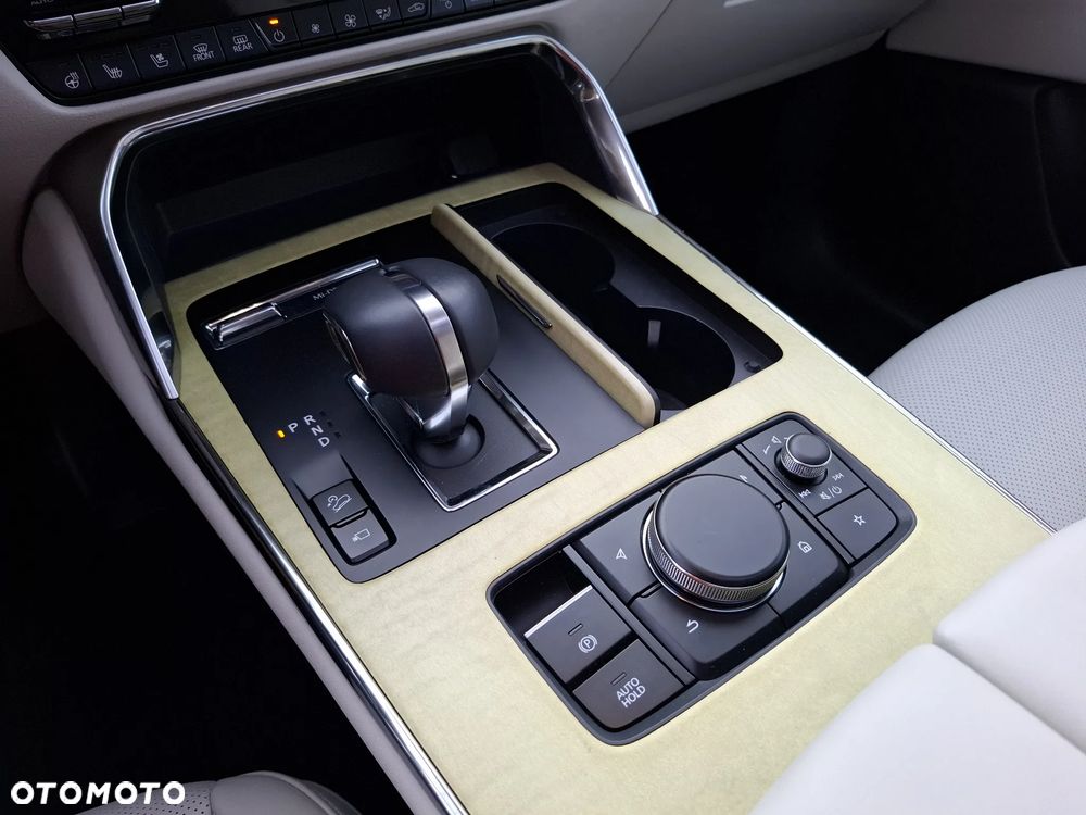 Mazda CX-90 - 25