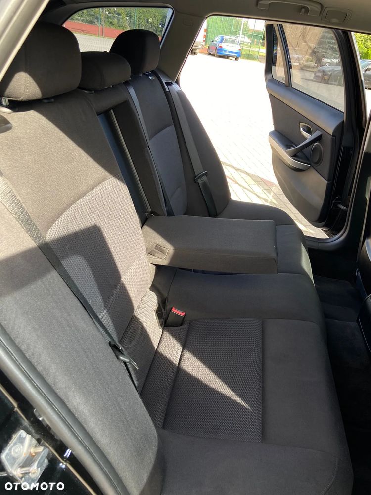 BMW Seria 3 318d - 5