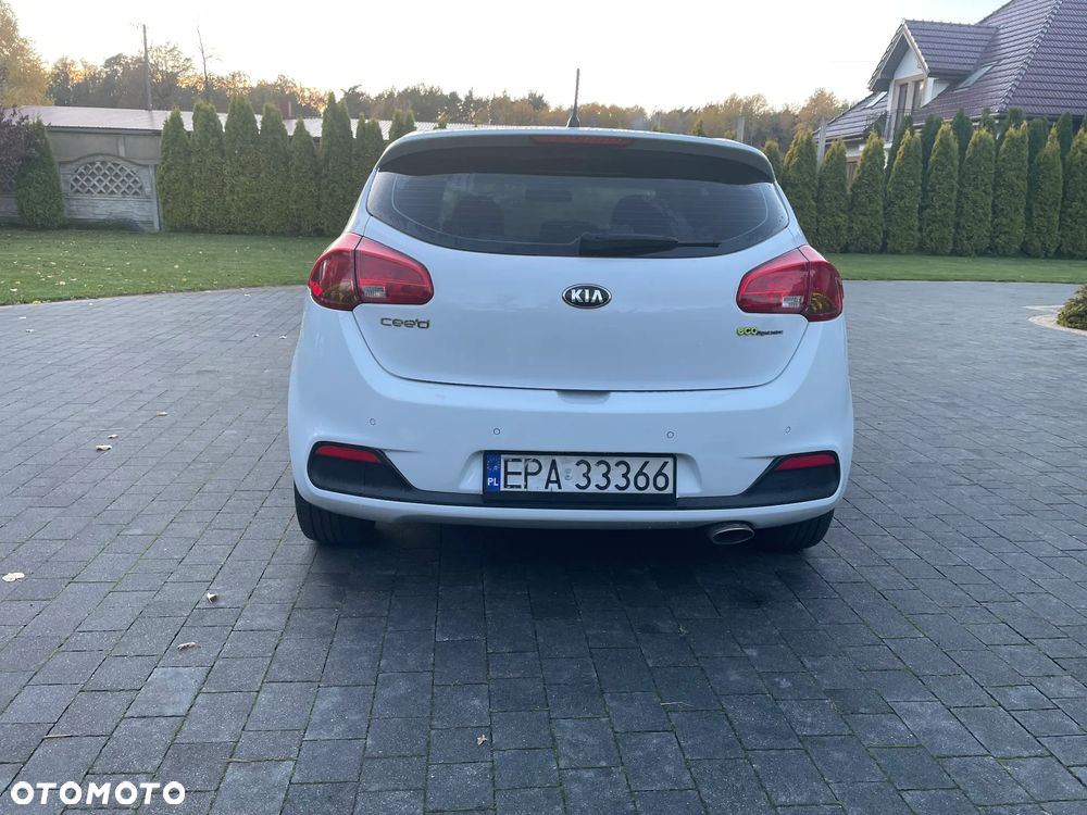 Kia Ceed - 6