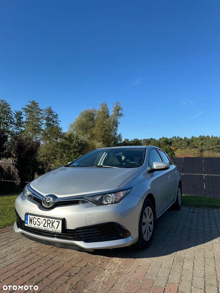 Toyota Auris