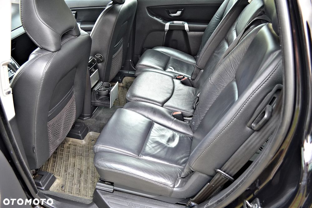 Volvo XC 90 D5 AWD Geartronic Momentum - 27