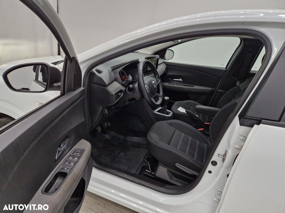 Dacia Logan TCe 90 MT6 Comfort - 6