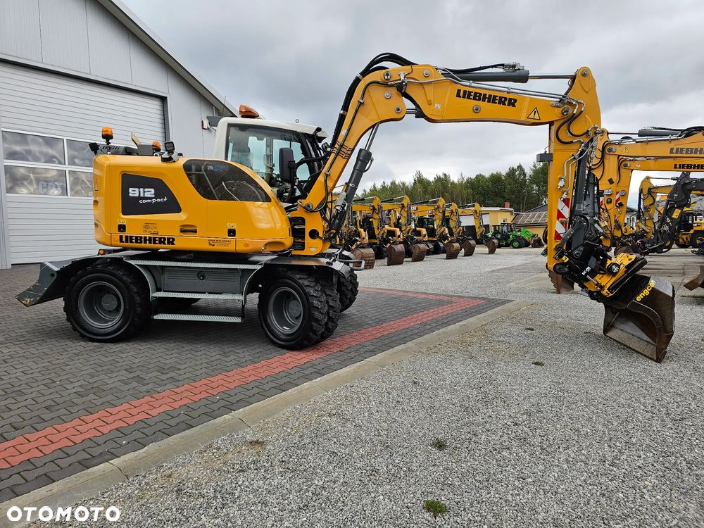 Liebherr A 912 Compact - 6