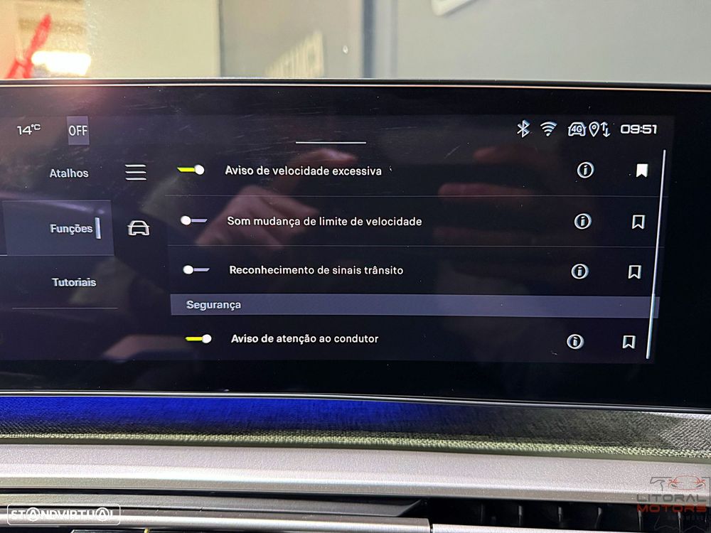 Peugeot 3008 1.2 Hybrid Allure Pack e-DCS6 - 38