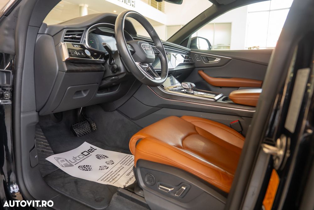 Audi Q8 55 TFSIe quattro tiptronic - 16