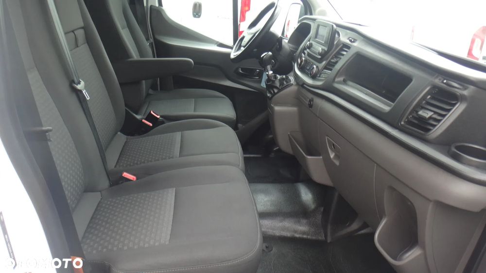 Ford TRANSIT - 13
