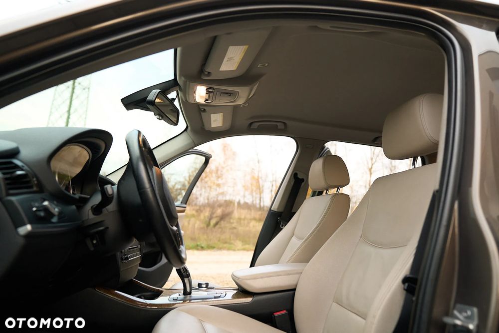 BMW X3 xDrive35i - 27