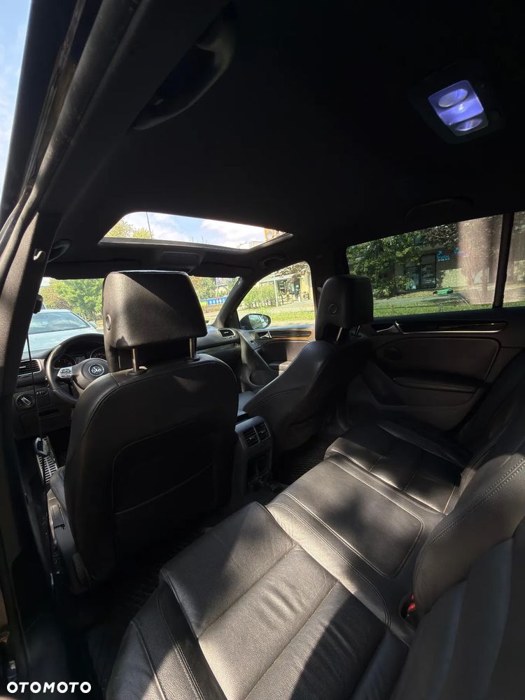 Volkswagen Golf - 24