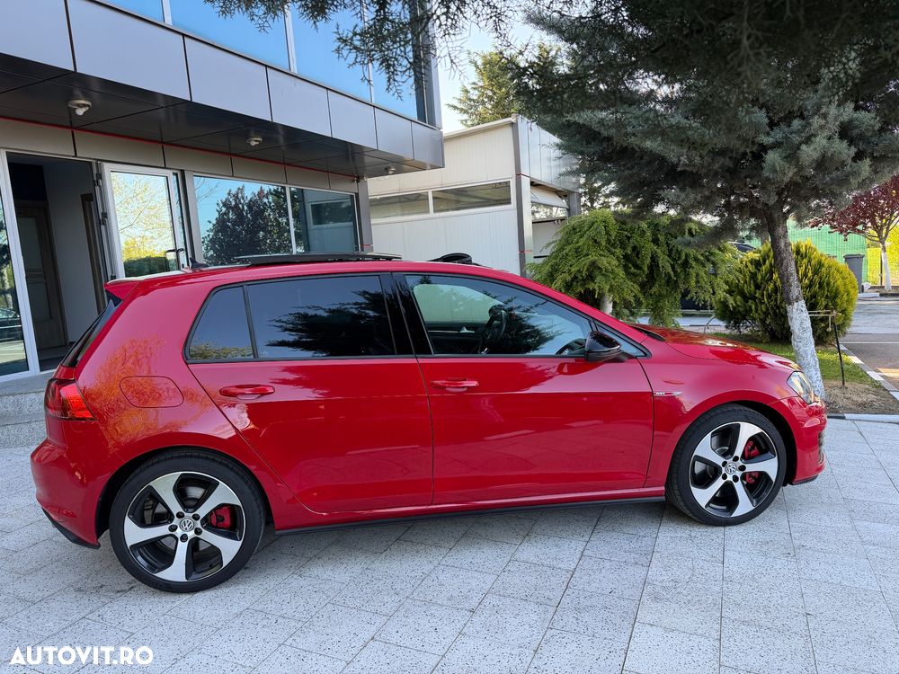 Volkswagen Golf 2.0 GTI DSG - 19