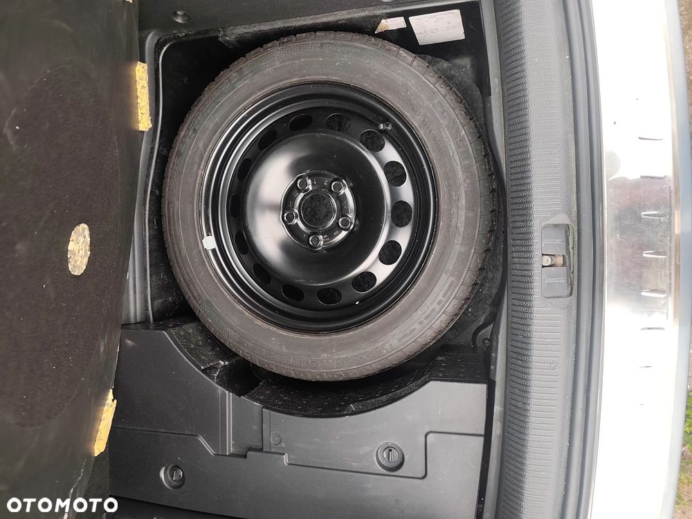 Volkswagen Passat ver-2-0-tdi-highline-r--style - 13
