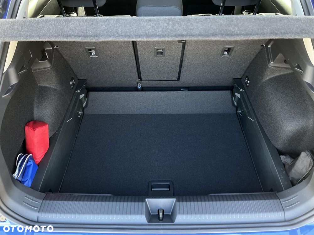 Volkswagen T-Roc - 32