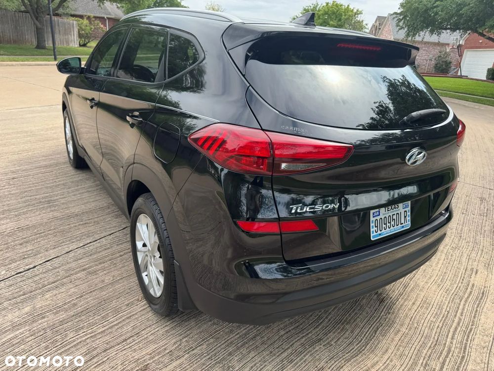 Hyundai Tucson - 8