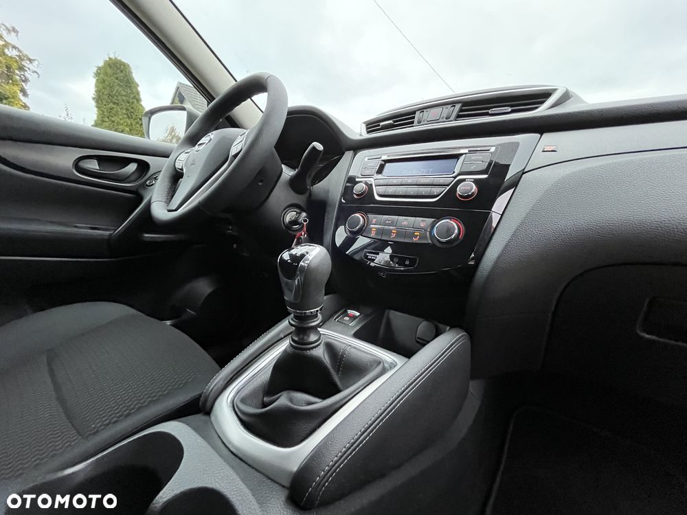 Nissan Qashqai 1.2 DIG-T Visia EU6 - 19