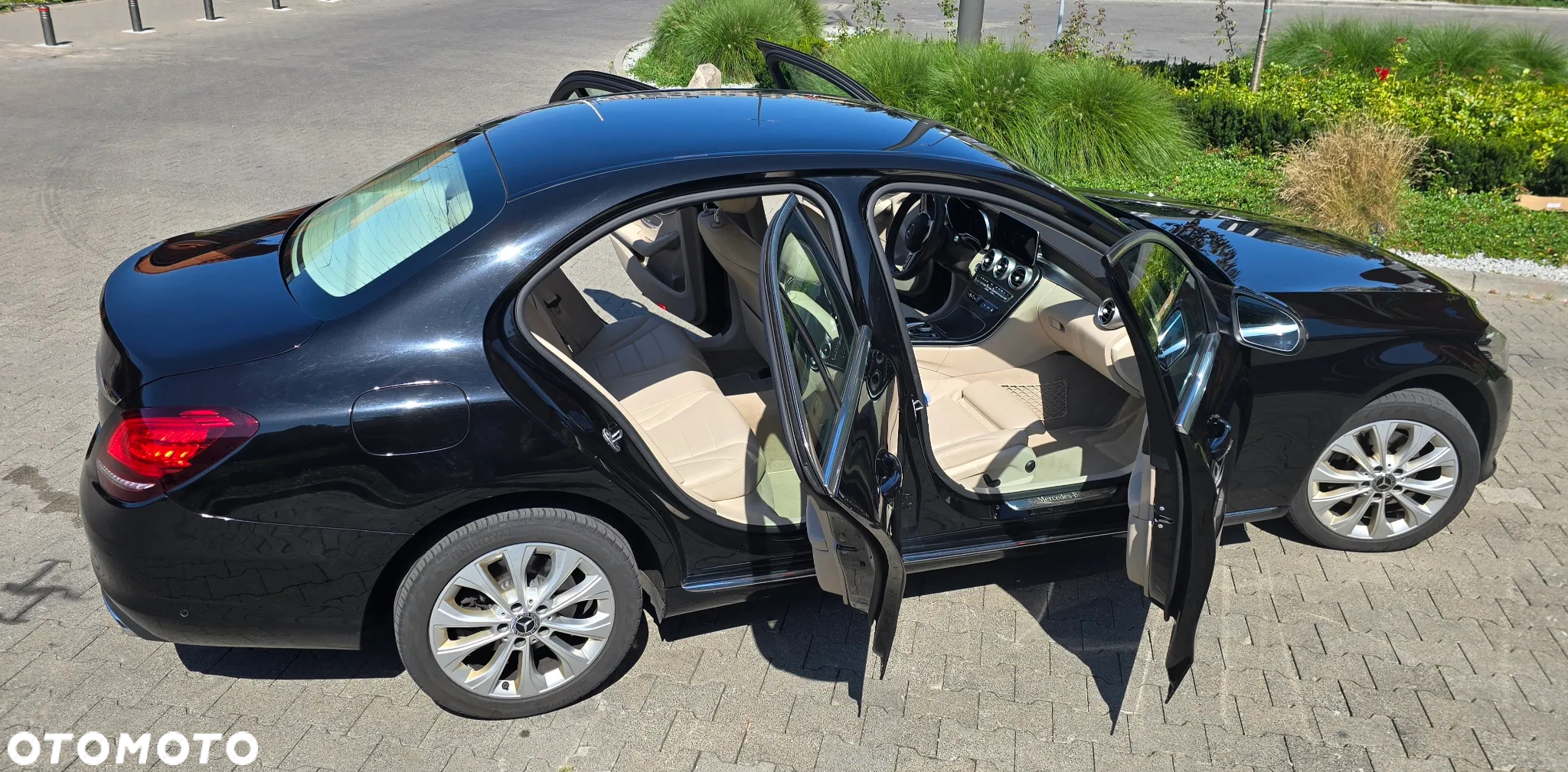 Mercedes-Benz Klasa C 220 d 4MATIC 9G-TRONIC - 12