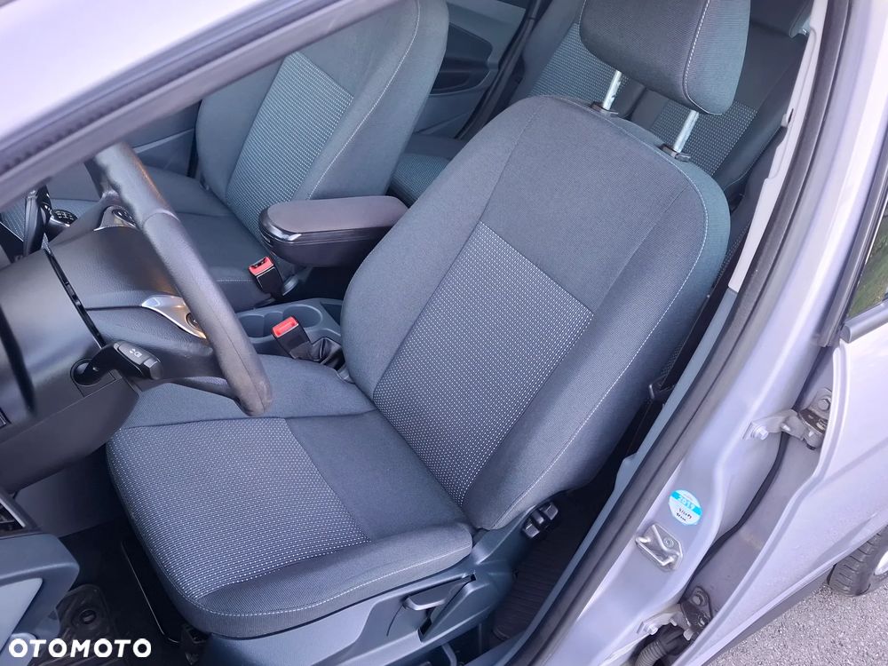 Ford C-MAX - 18