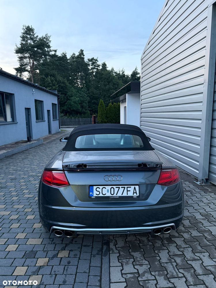 Audi TT S Roadster - 11