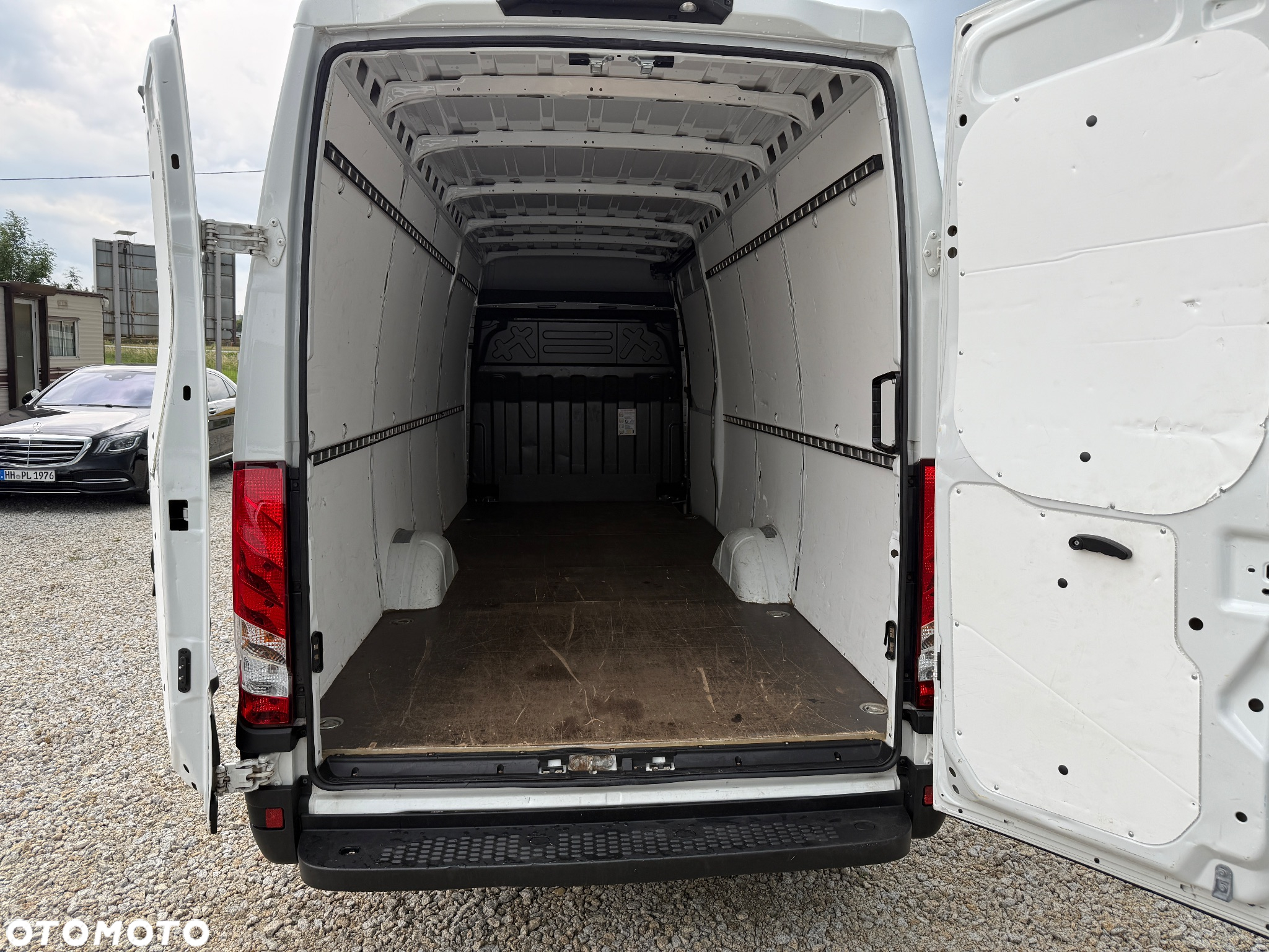 Iveco Daily 3.0 210KM!!!/Automat Hi-Matic/furgon Maxi/Navi/Kamera cofania/Radio DAB/Tempomat/ - 9