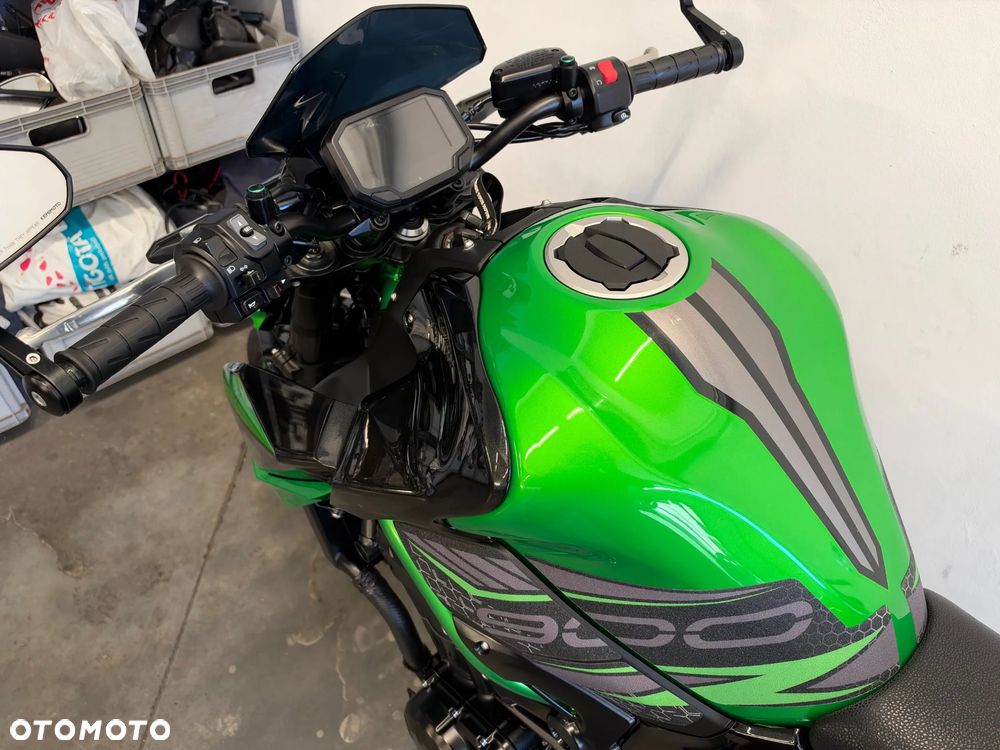 Kawasaki Z 900 - 22