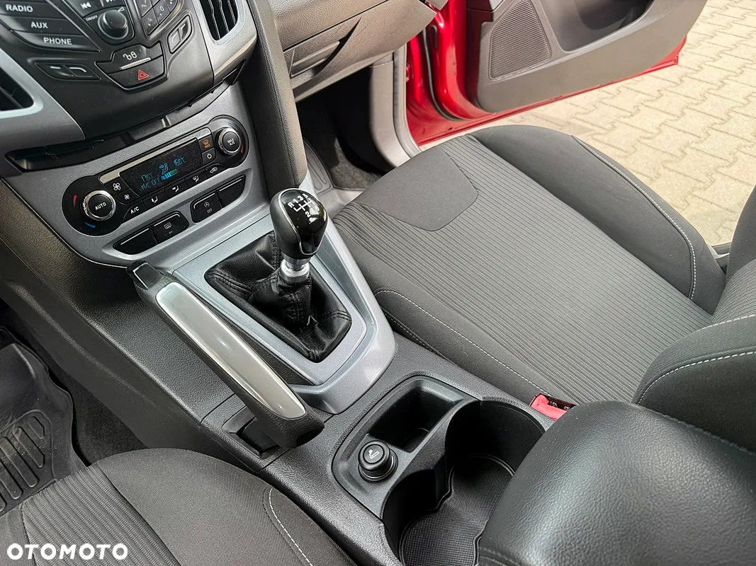 Ford Focus 1.6 EcoBoost Titanium - 33