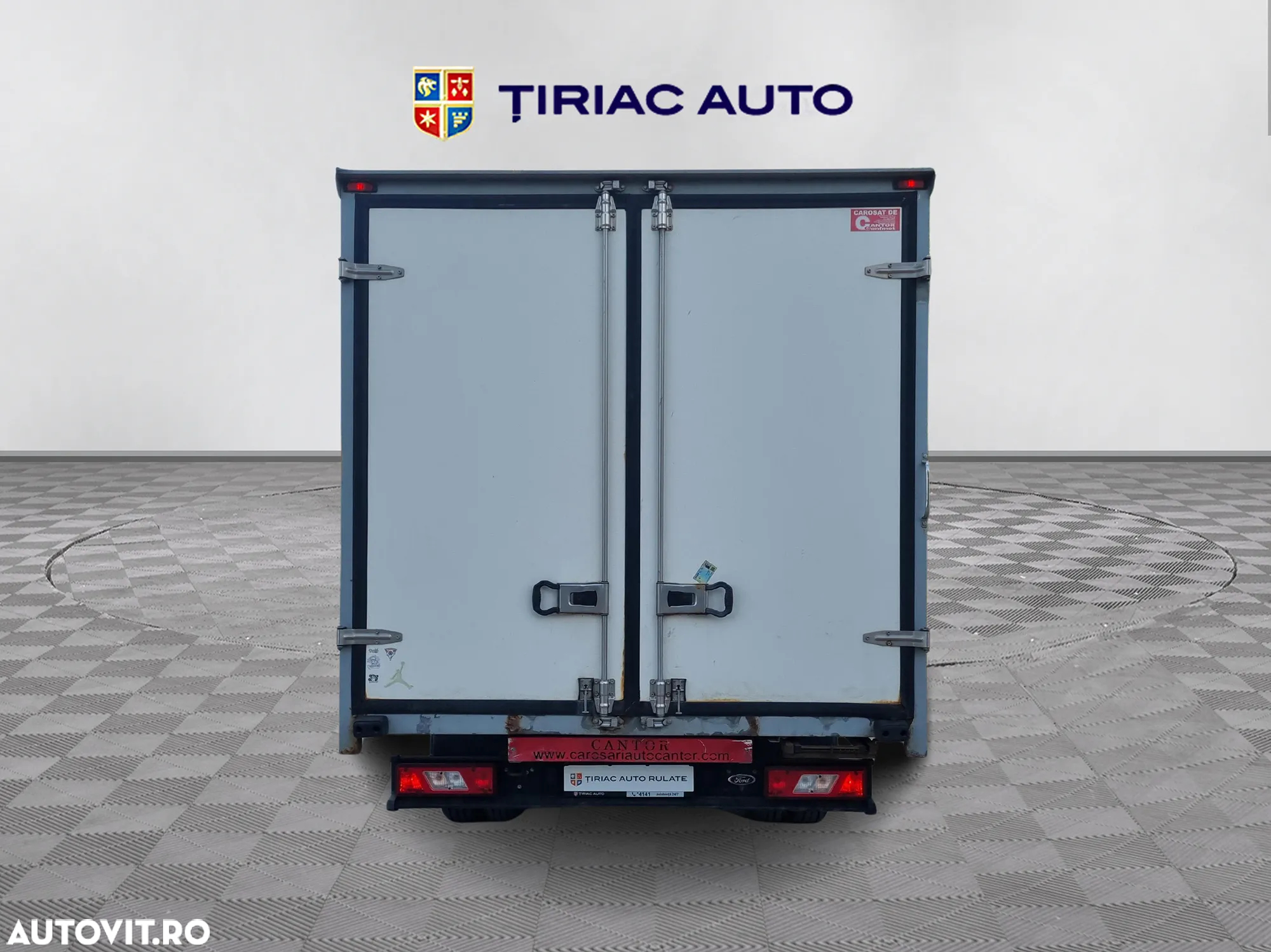 Ford Transit Box - 4
