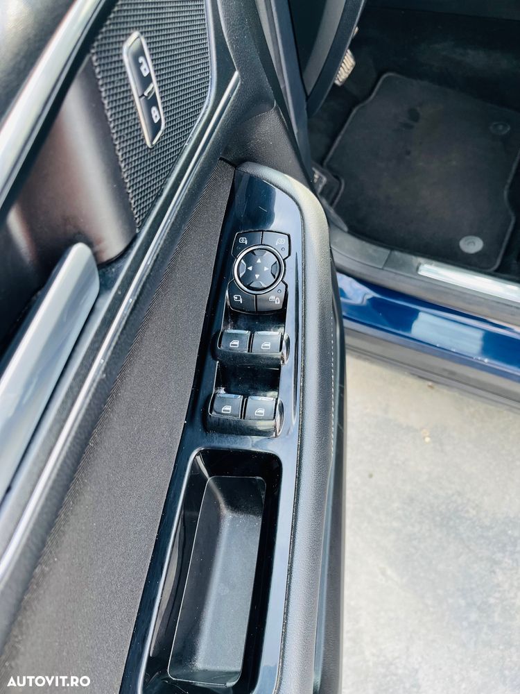 Ford S-Max 2.0 TDCi Powershift Titanium - 13