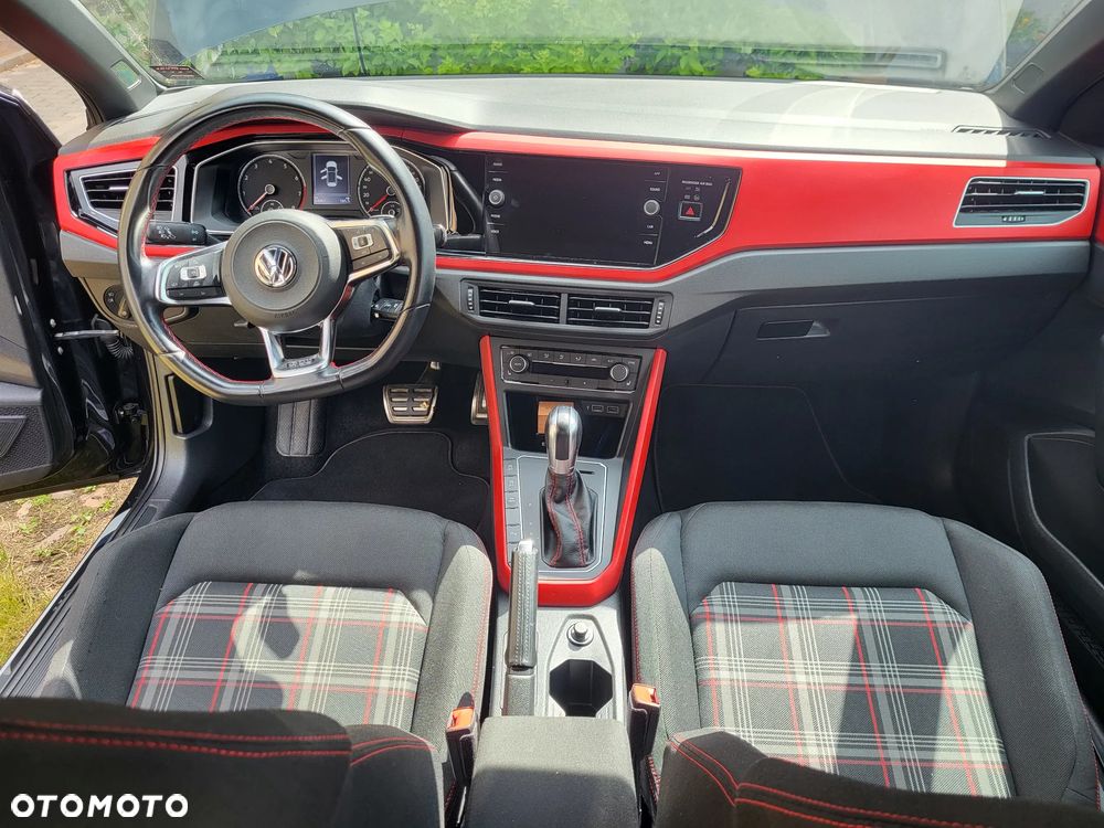 Volkswagen Polo 2.0 TSI GTI DSG - 32