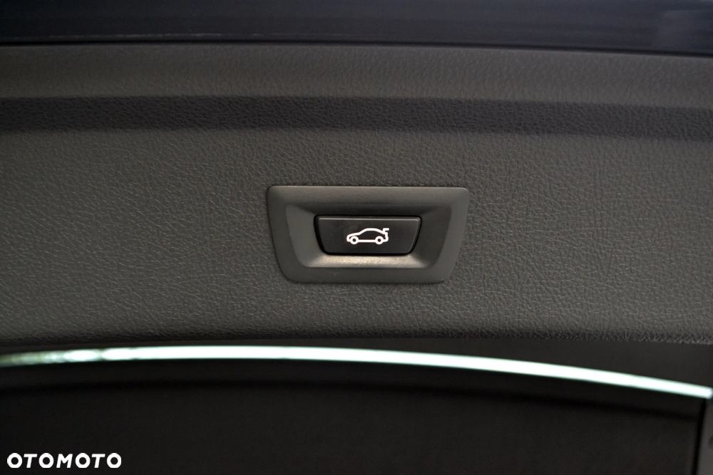 BMW 3GT 320d xDrive - 15