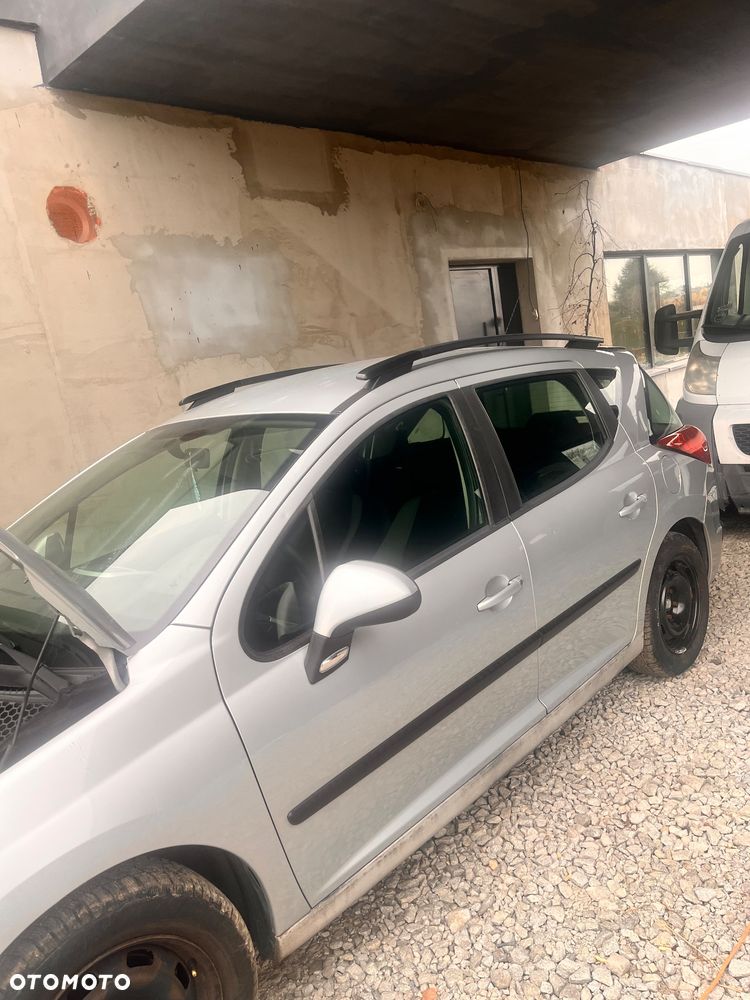 Peugeot 207 1.4 16V Presence - 3