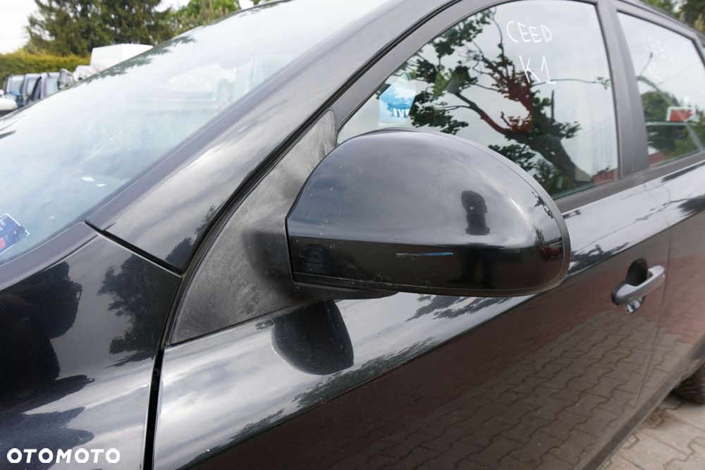 LUSTERKO ELEKTRYCZNE LEWE CEED I 1K 87610-1H250 CZARNY KIA 2006-2009 - 1