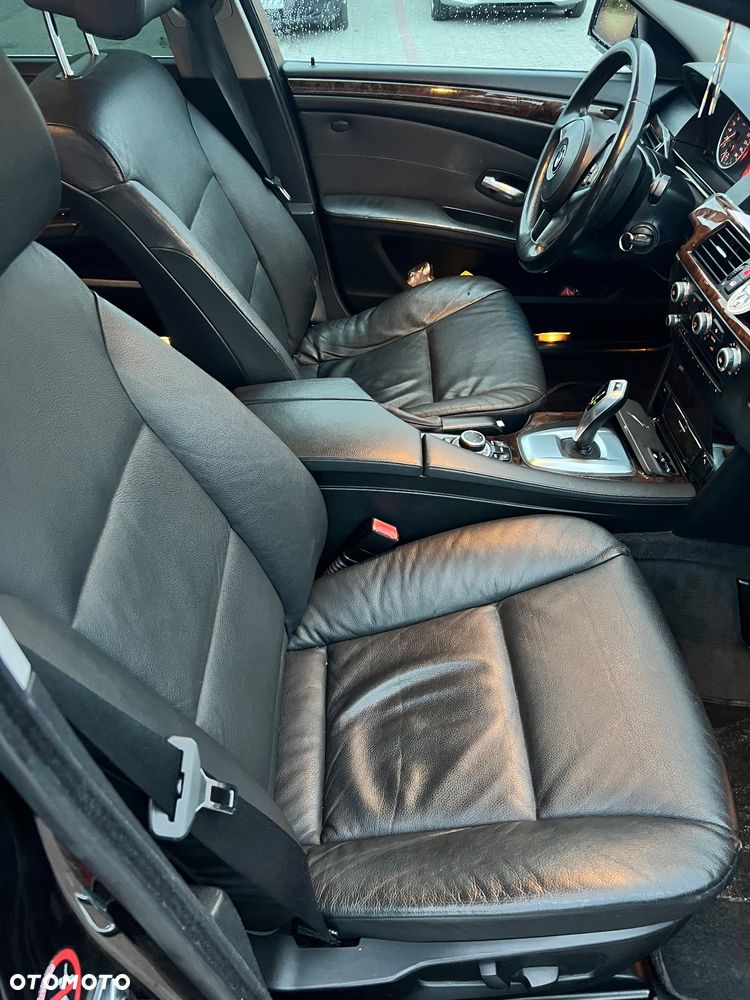 BMW Seria 5 520d - 4