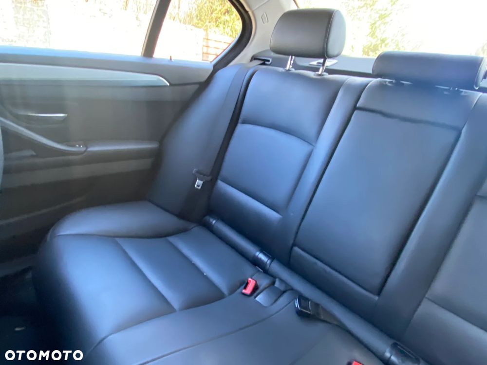 BMW Seria 5 530d - 13