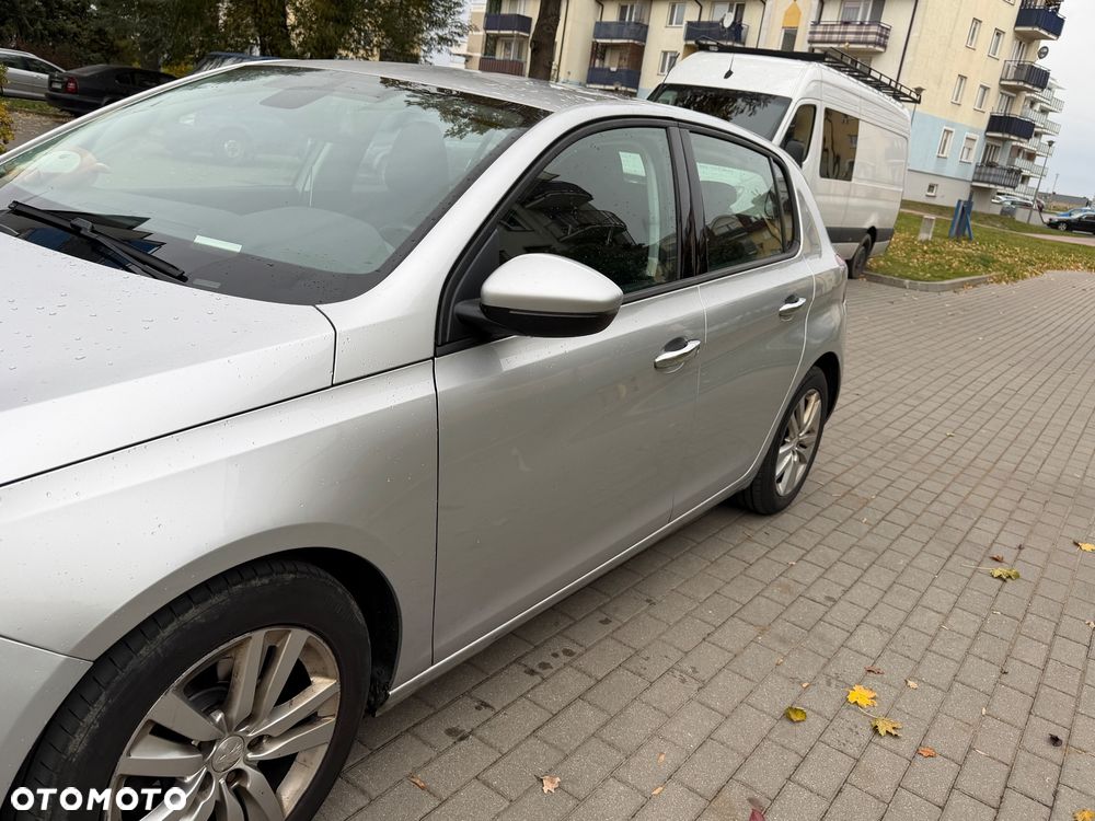 Peugeot 308 - 5