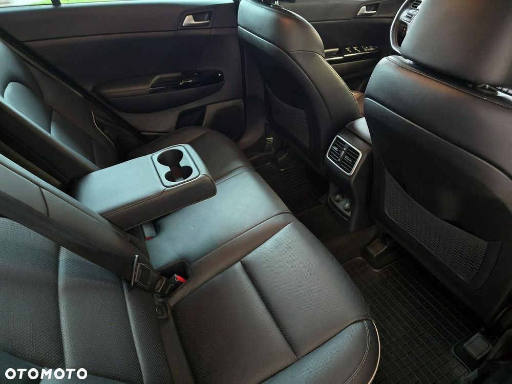 Kia Sportage - 10