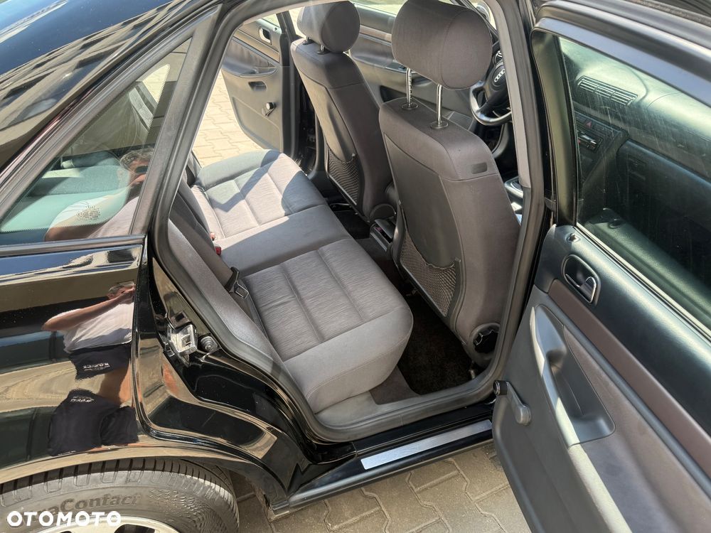 Audi A4 Limousine - 22