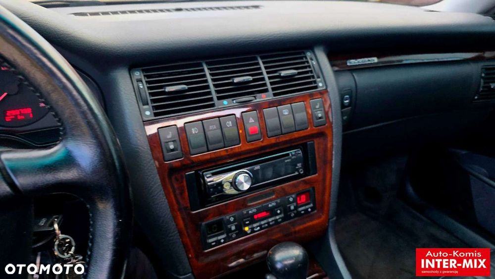 Audi A8 - 24
