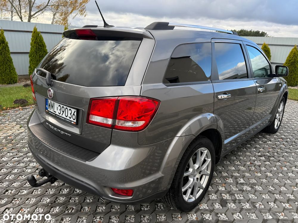 Fiat Freemont 2.0 Multijet 16V DPF Automatik Allrad Lounge - 13