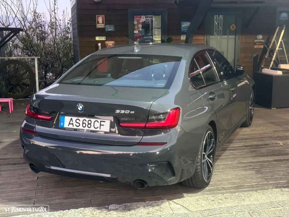 BMW 330 e Pack M Auto - 27
