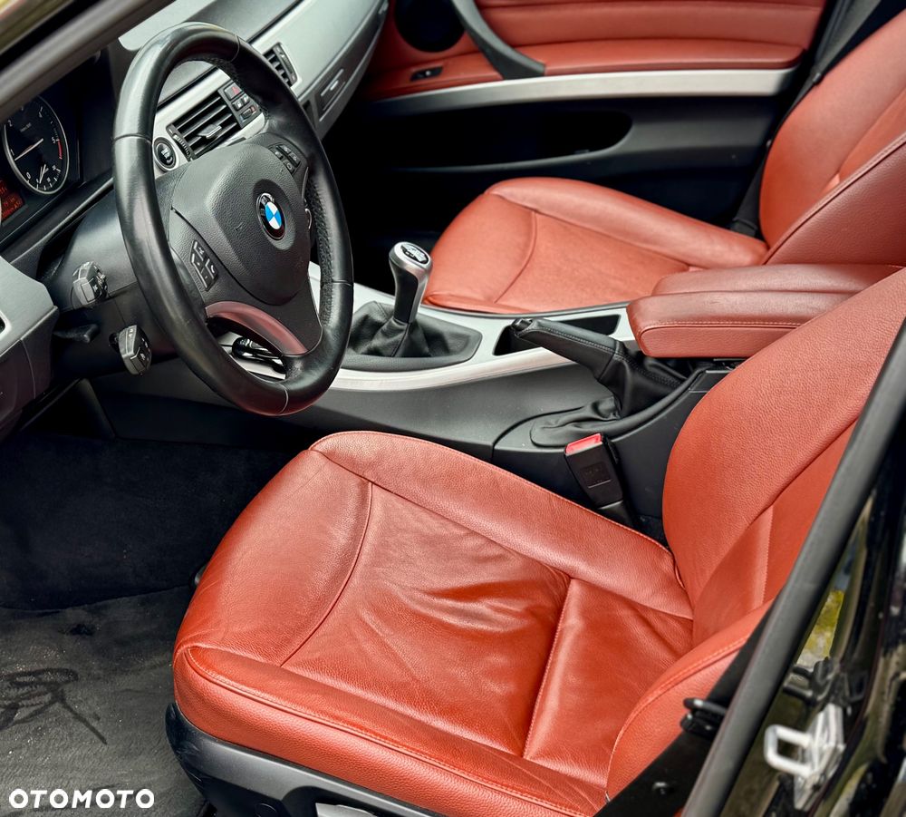 BMW Seria 3 318d DPF Edition Exclusive - 8