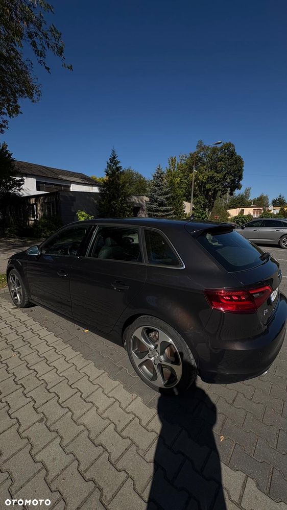 Audi A3 Sportback - 8