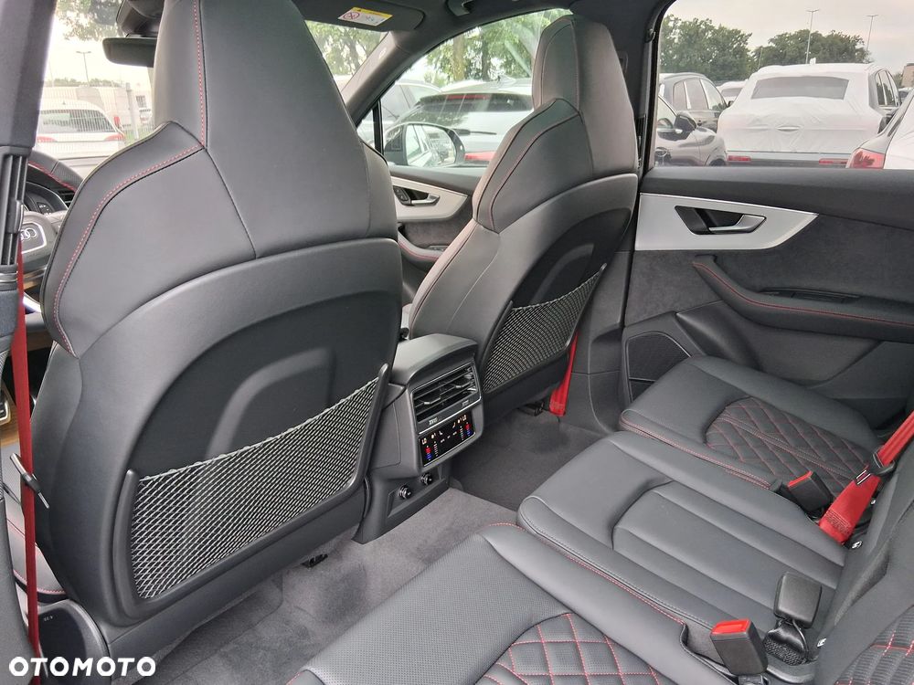 Audi Q7 - 8